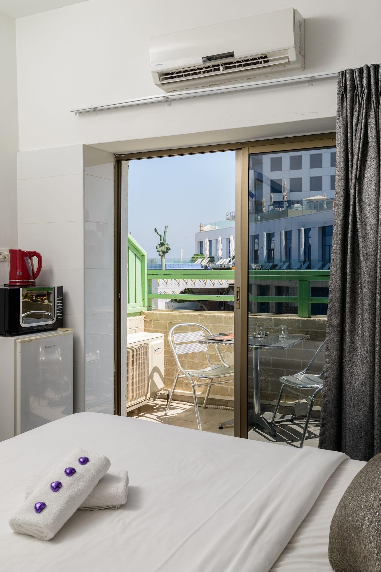 Liber Tel Aviv Sea Shore Suites By Raphael Hotels Exteriör bild