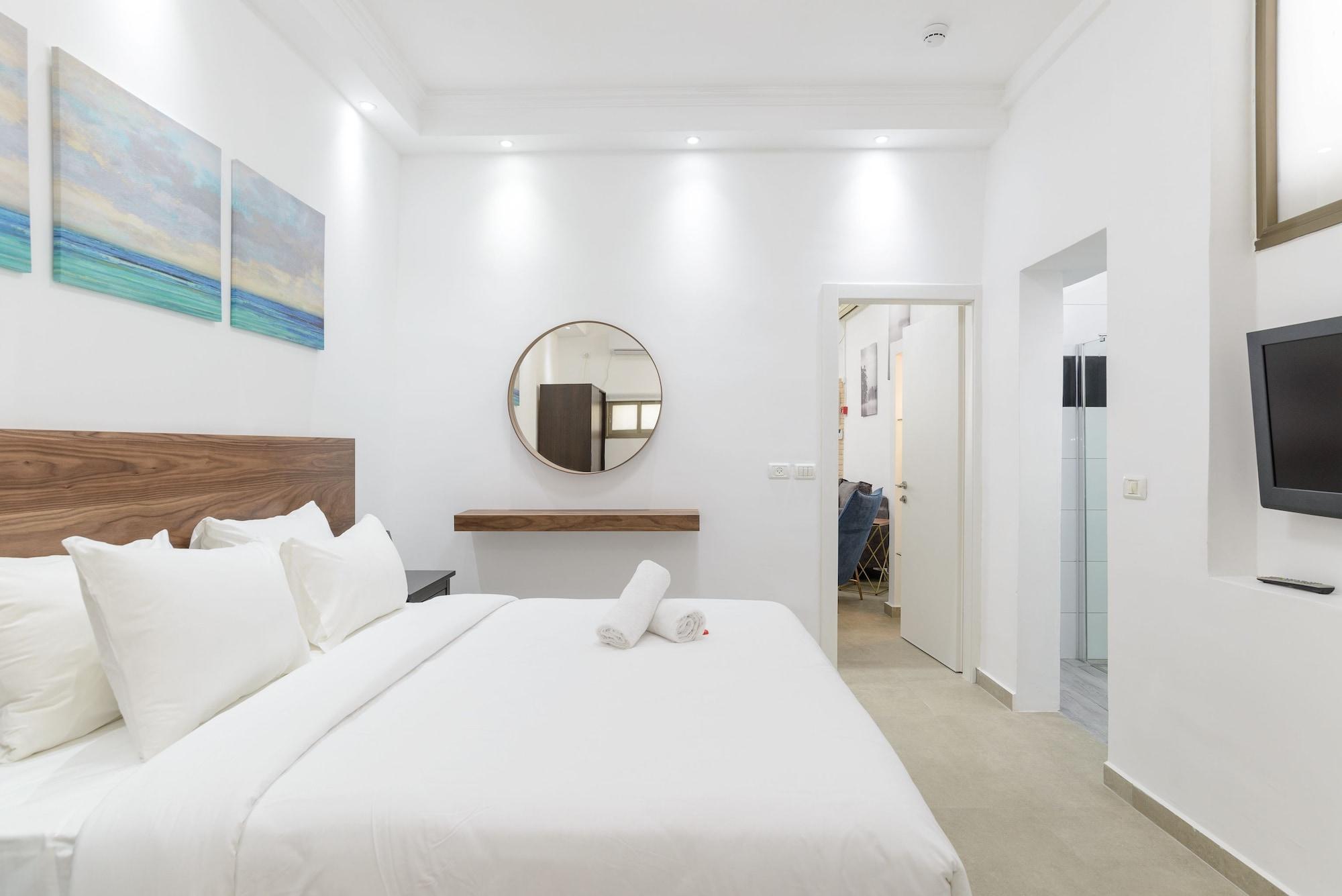 Liber Tel Aviv Sea Shore Suites By Raphael Hotels Exteriör bild