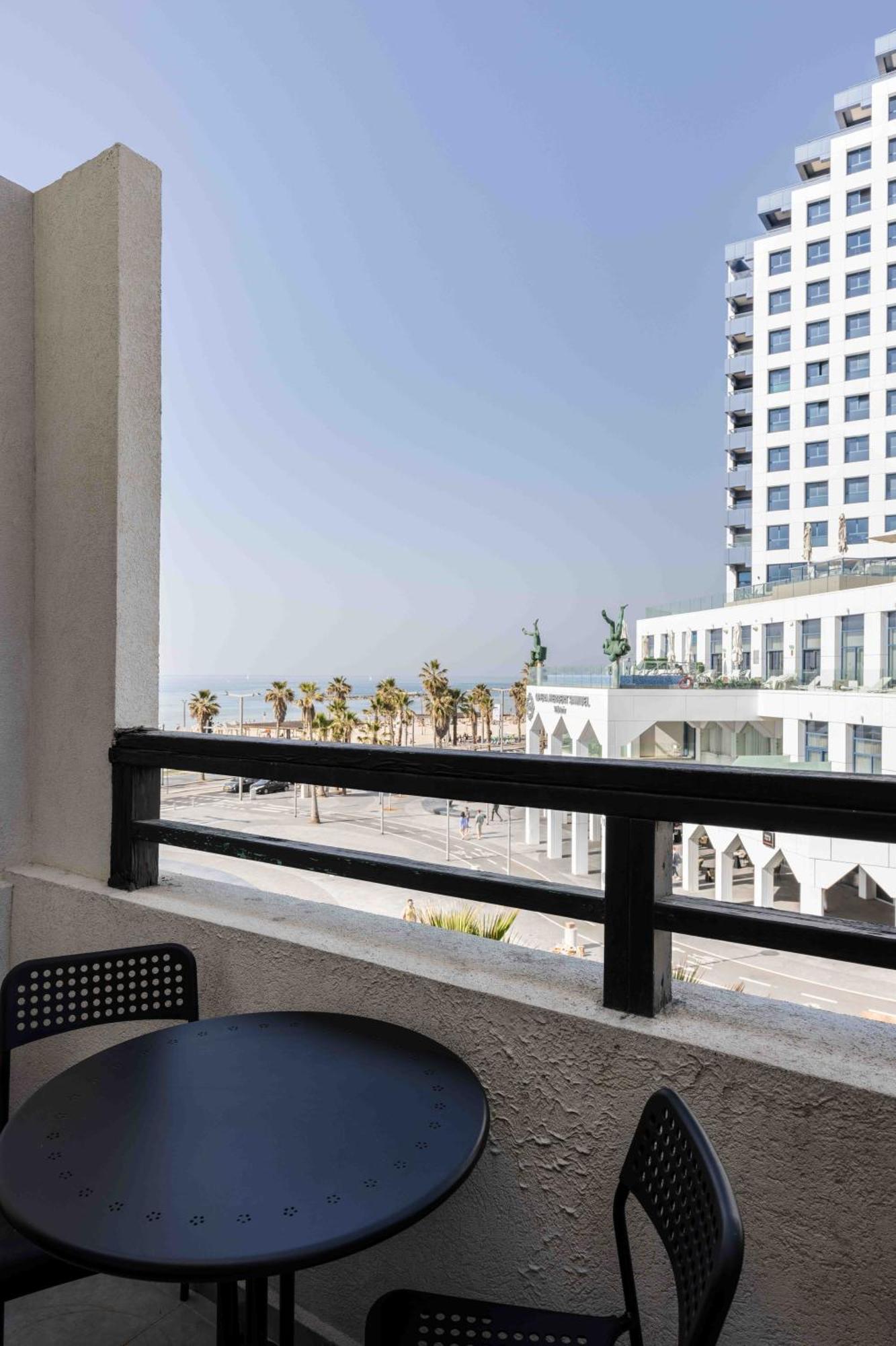 Liber Tel Aviv Sea Shore Suites By Raphael Hotels Exteriör bild